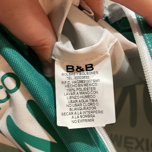 Teal tote with zippered closure - Picture 3 of 4